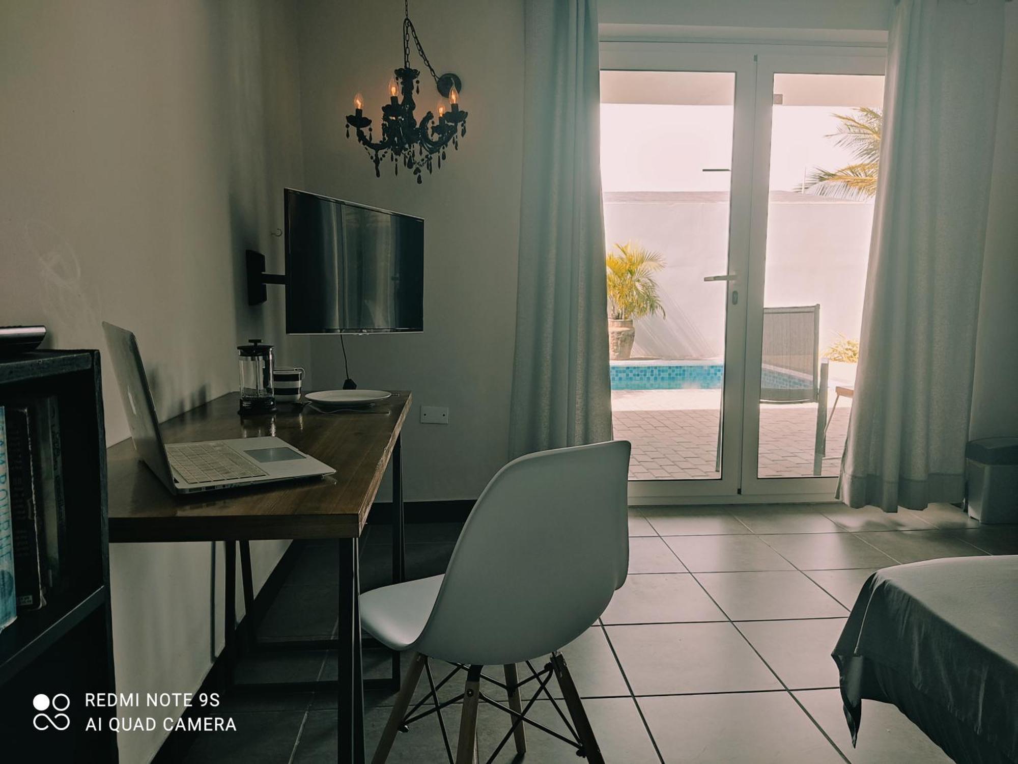 Studios 11And11Aruba Palm Beach Номер фото