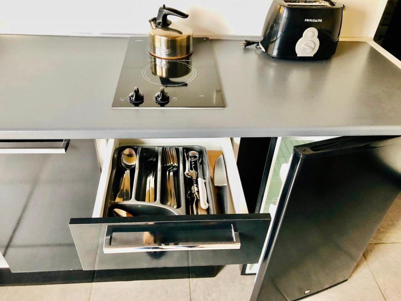 Studios 11And11Aruba Palm Beach Номер фото